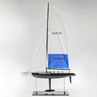Handgefertigtes Segelschiffmodell der BMW Oracle