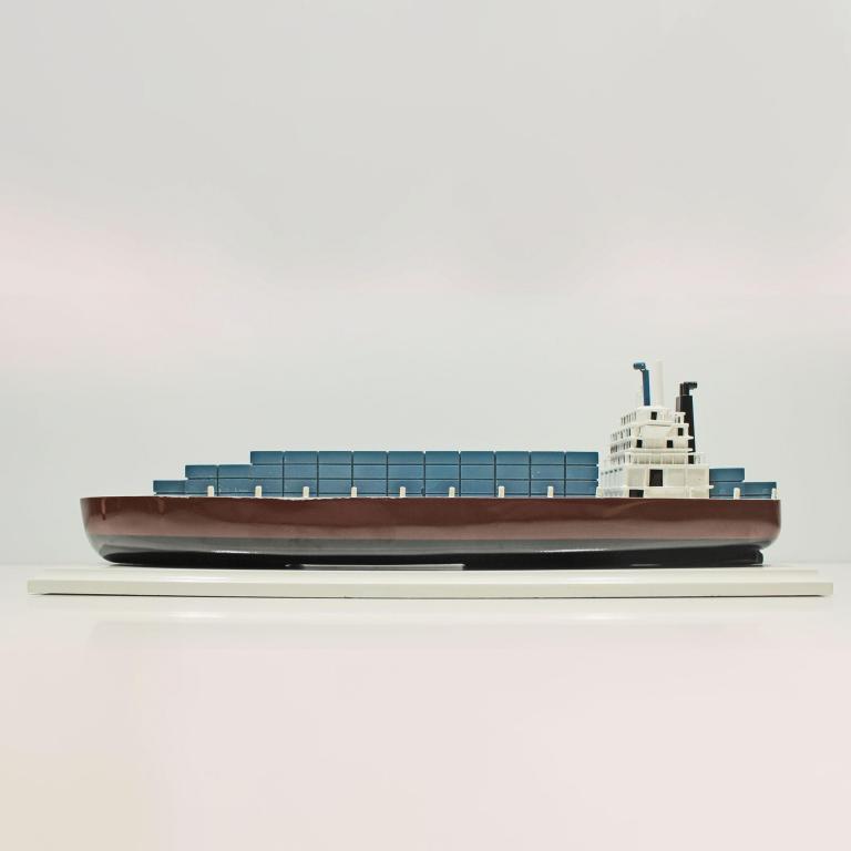 Handgefertigtes Schiffsmodell aus Holz der Container Schiff