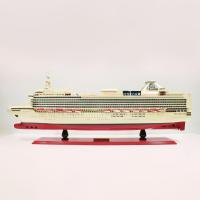 Handgefertigtes Schiffsmodell aus Holz der Diamond Princess