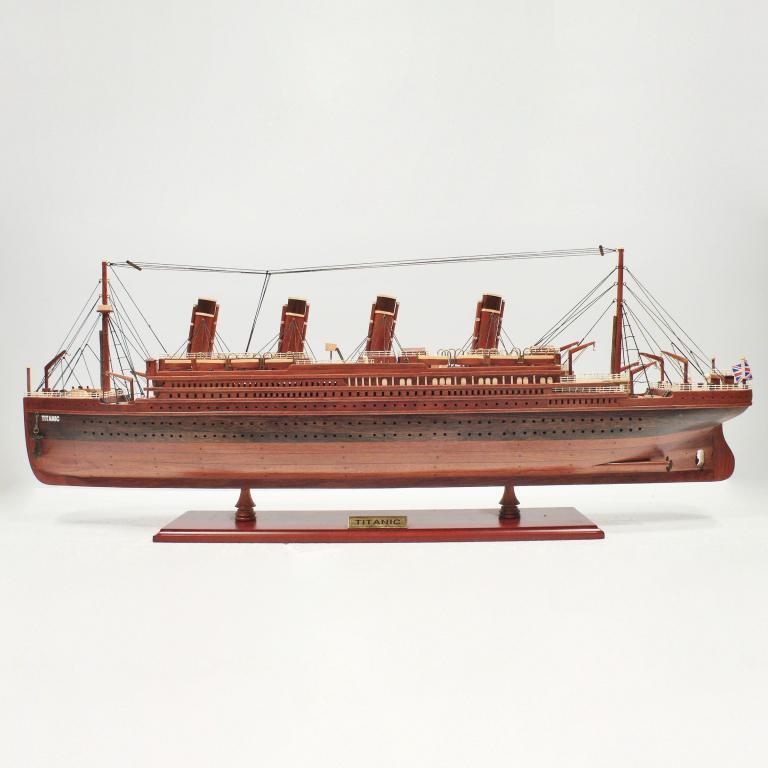Handgefertigtes Schiffsmodell aus Holz der Titanic (Holz)