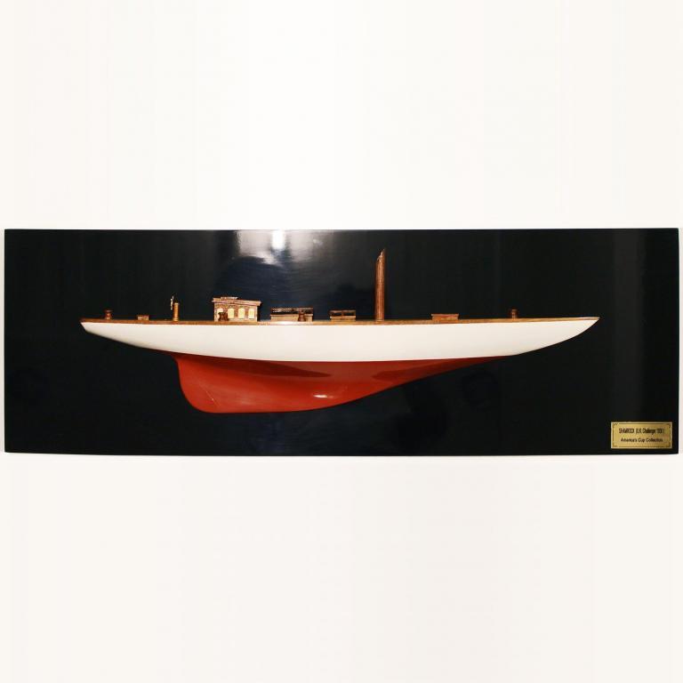 Handgefertigtes Schiffsmodell aus Holz der Shamrock